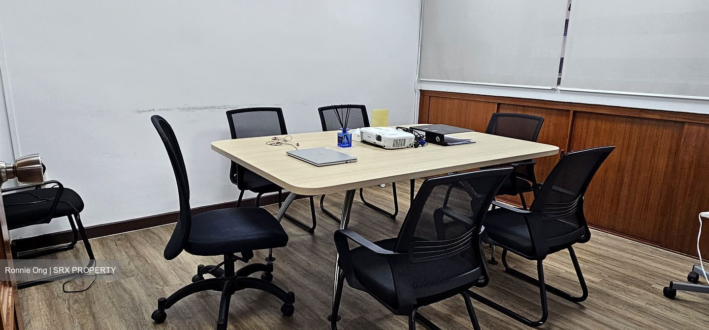 People's Park Centre (D1), Office #479776681